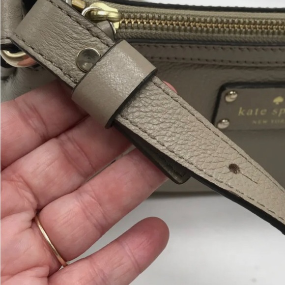 kate spade NWOT Gabriella Berkshire Oyster Grey Crossbody Purse - Picture 10 of 11